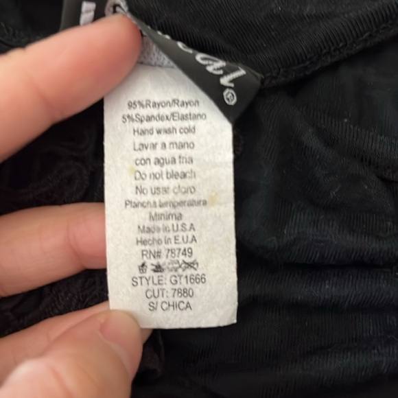 Wet Seal Black One Shoulder Lace Cut Out Top S - Picture 6 of 8